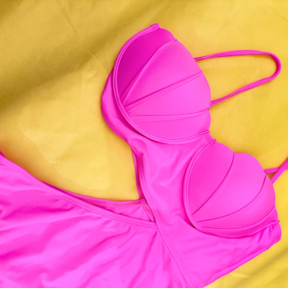 *NEW* Hot Pink Shell Bra Swimsuit - Picture 10 of 10